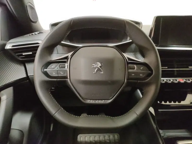 Peugeot 2008 usata a Teramo (17)