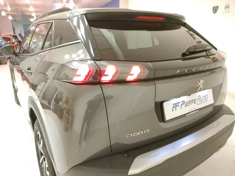 Peugeot 2008 usata a Teramo (9)