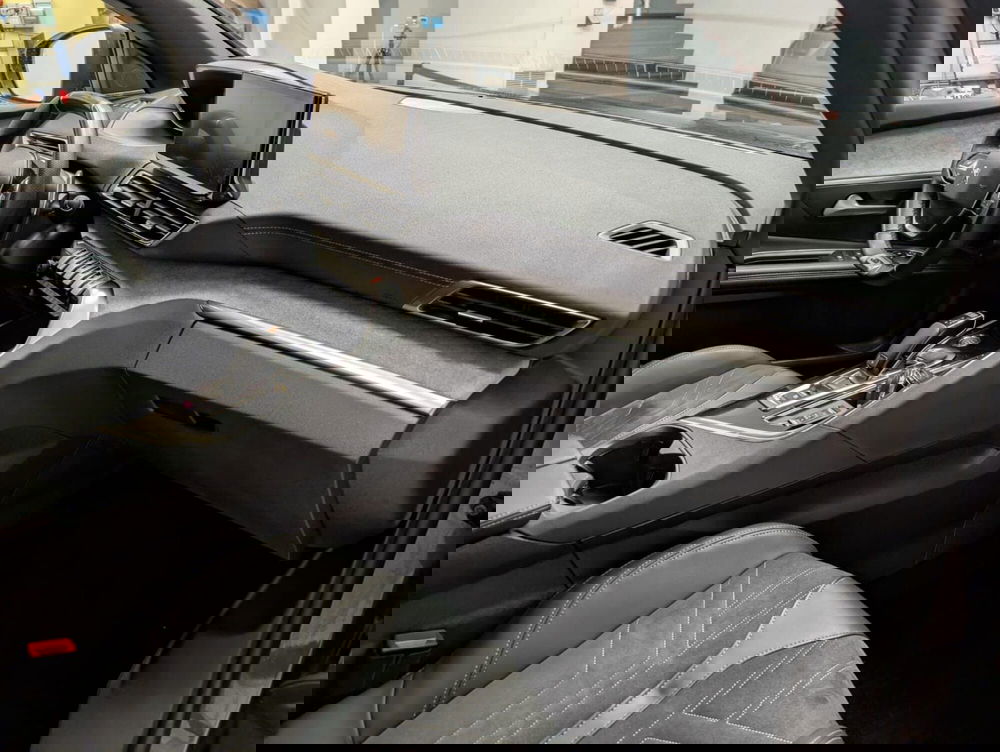 Peugeot 3008 usata a Teramo (12)