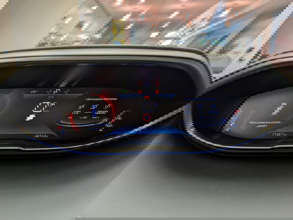 Peugeot 3008 usata a Teramo (18)