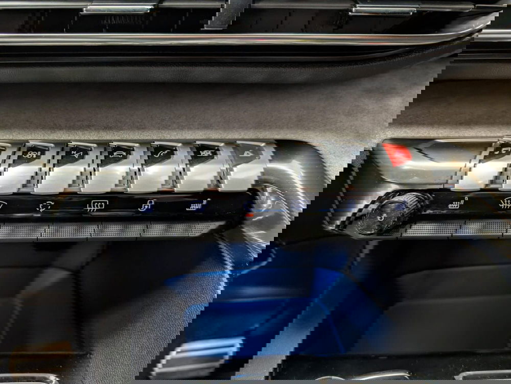 Peugeot 3008 usata a Teramo (20)