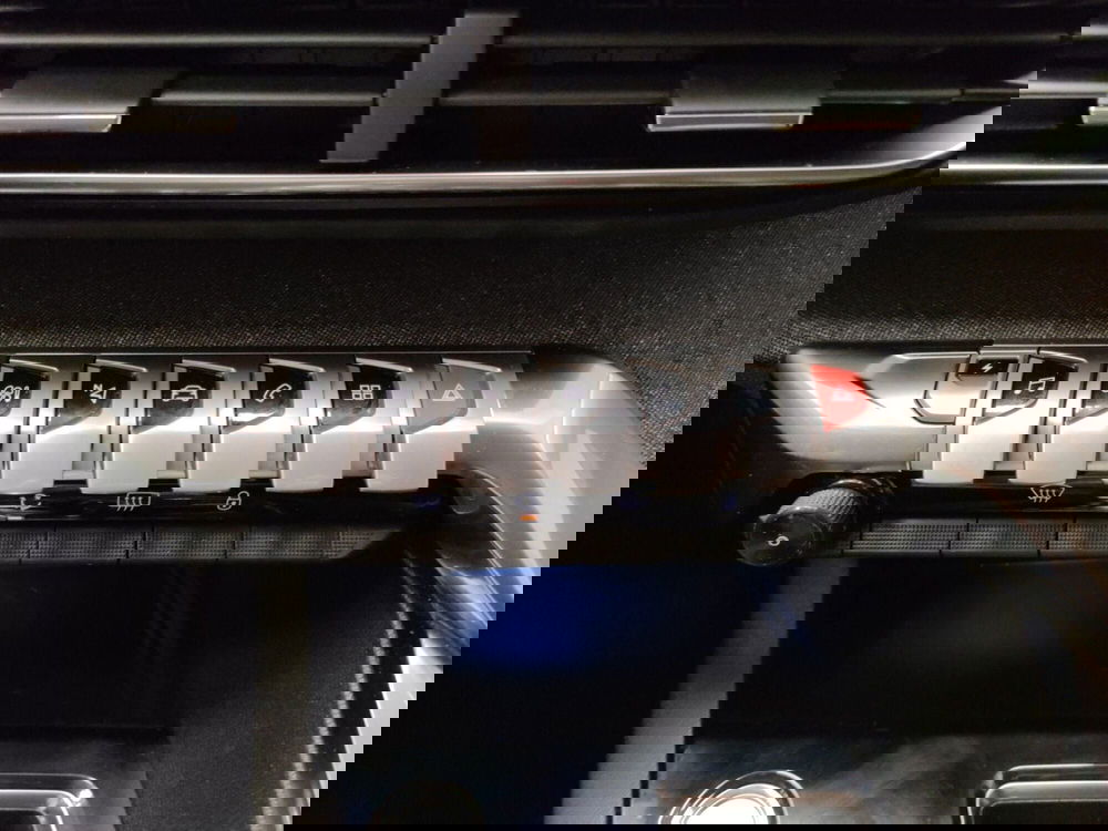 Peugeot 3008 usata a Teramo (20)