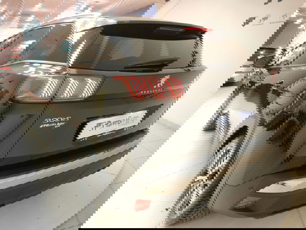 Peugeot 3008 usata a Teramo (9)