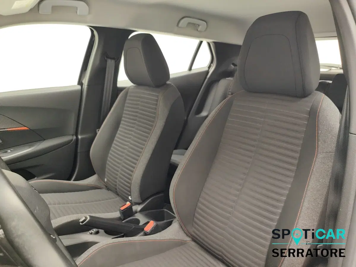 Peugeot 2008 usata a Como (12)