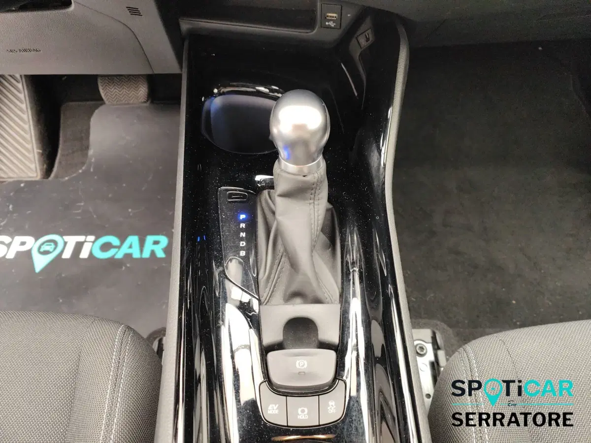 Toyota Toyota C-HR usata a Como (11)