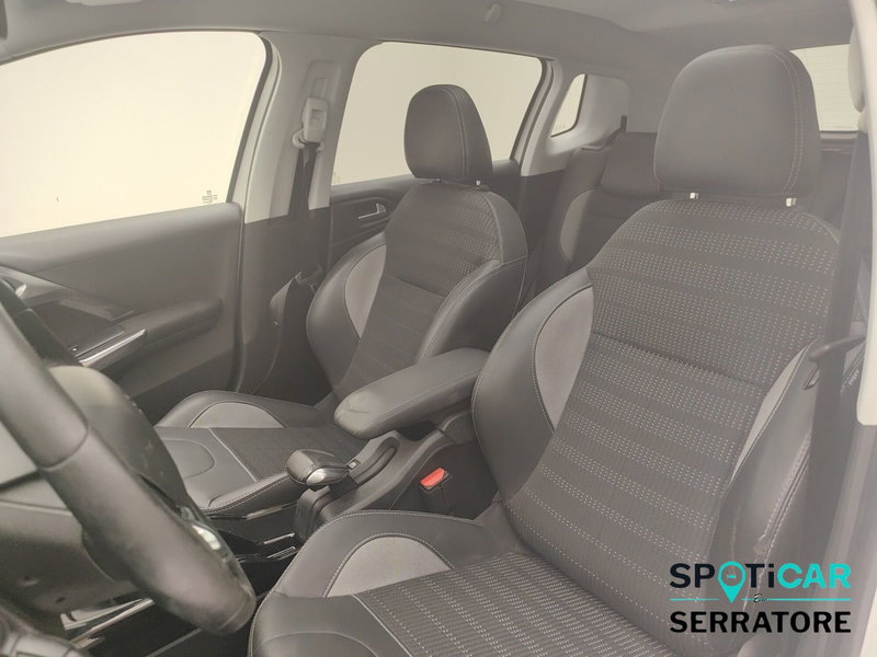 Peugeot 2008 usata a Como (13)