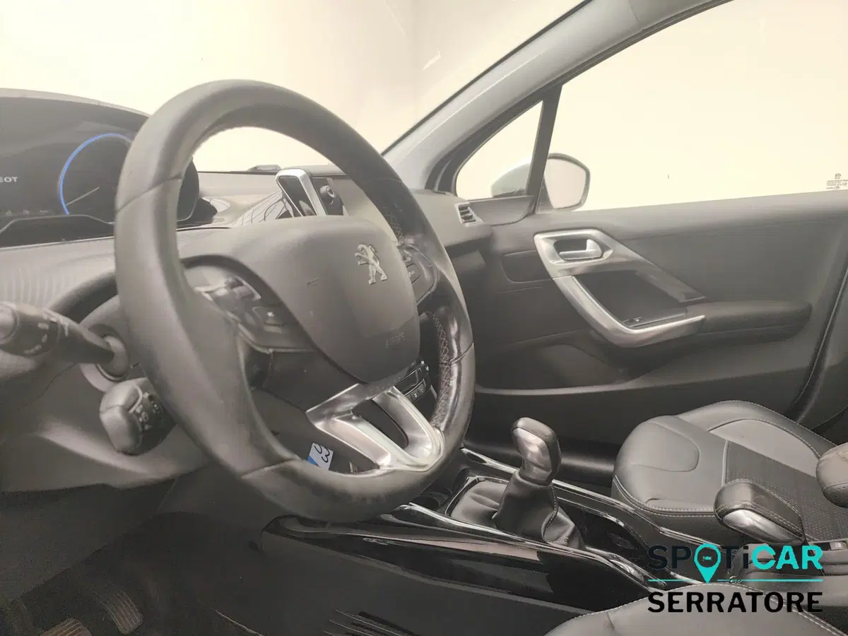 Peugeot 2008 usata a Como (16)