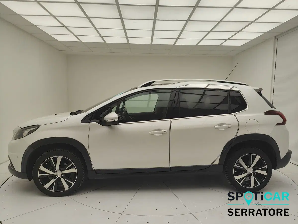 Peugeot 2008 usata a Como (4)