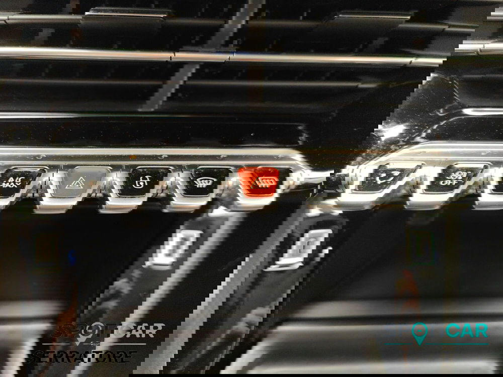 Peugeot 2008 usata a Como (16)