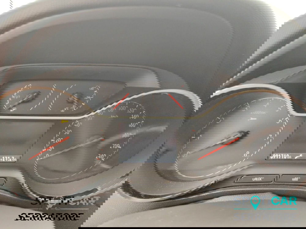 Opel Crossland X usata a Como (10)