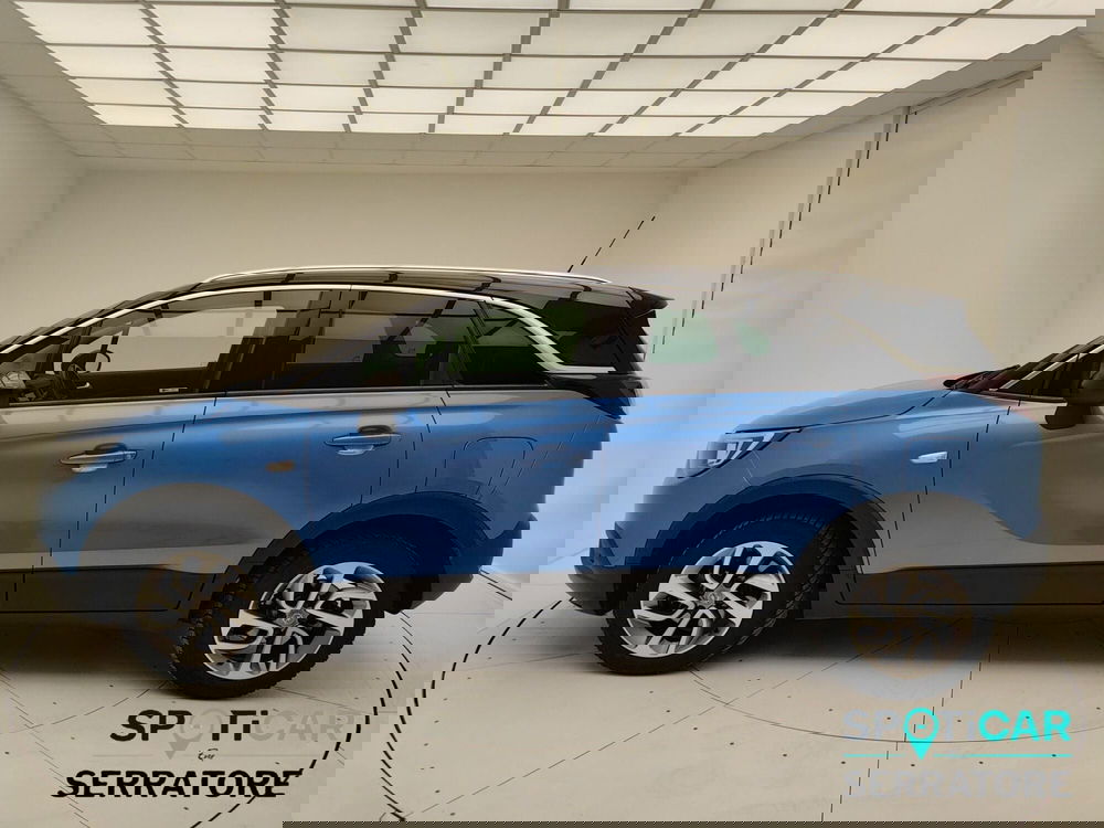 Opel Crossland X usata a Como (4)