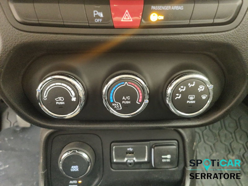 Jeep Renegade usata a Como (15)