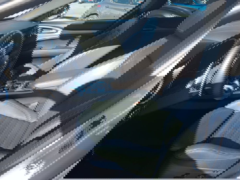 Alfa Romeo Stelvio usata a Alessandria (12)