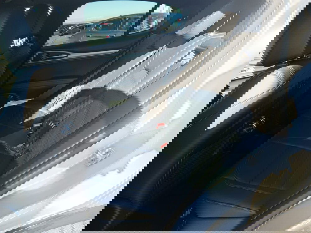 Alfa Romeo Stelvio usata a Alessandria (13)