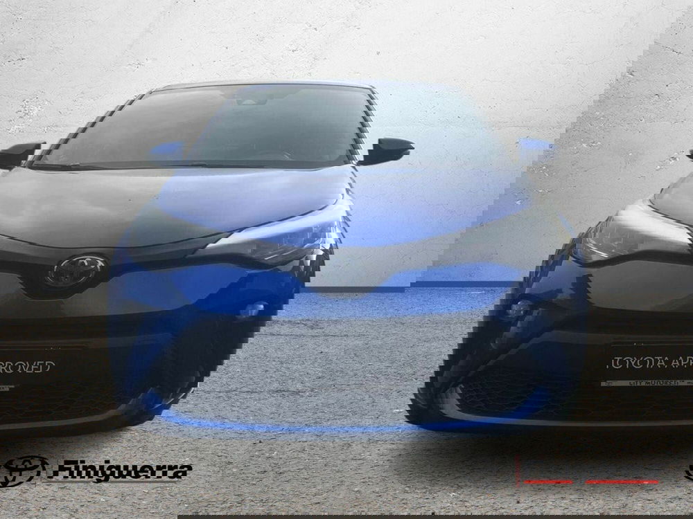 Toyota Toyota C-HR usata a Lecco (3)