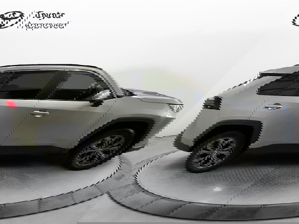 Toyota Rav4 usata a Como (12)