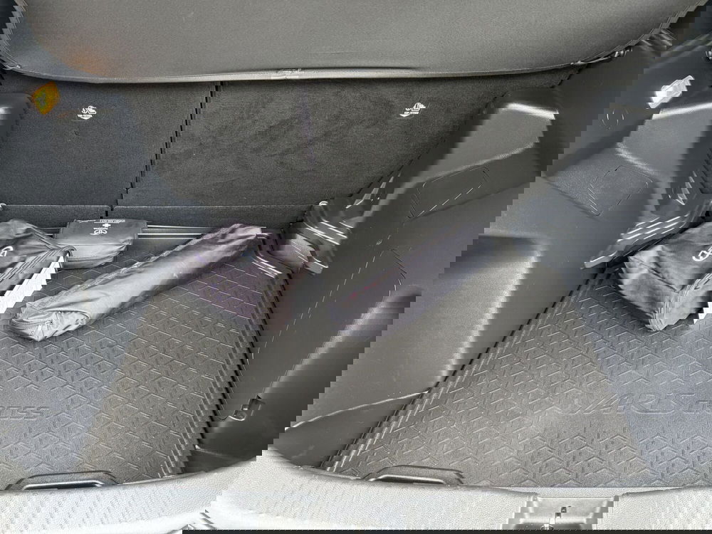 Toyota Yaris Cross usata a Como (11)