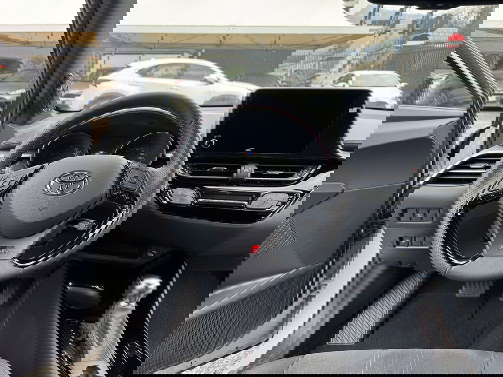 Toyota Toyota C-HR usata a Como (8)