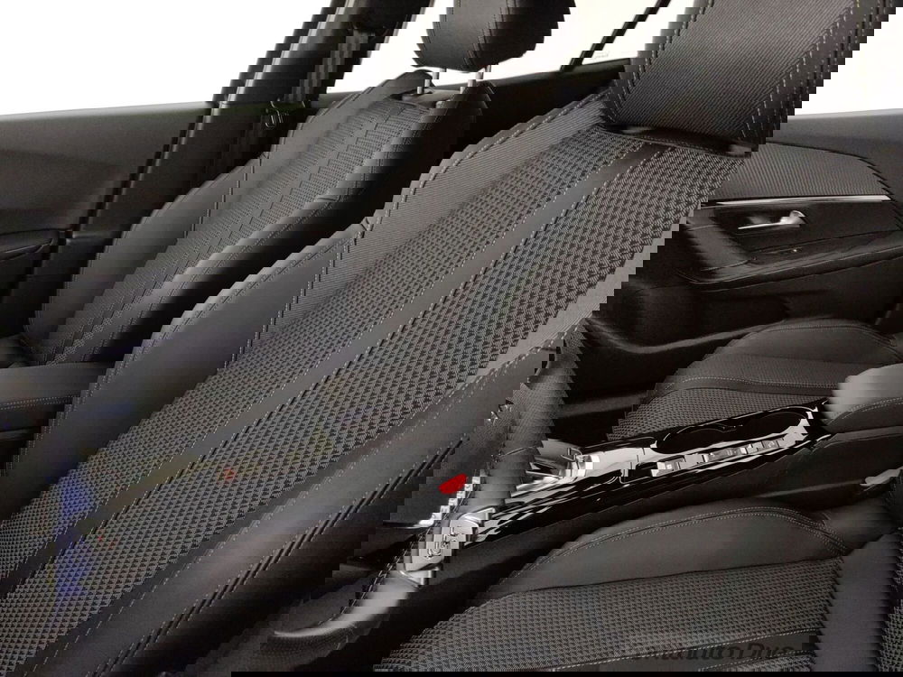 Peugeot 2008 usata a Caserta (20)