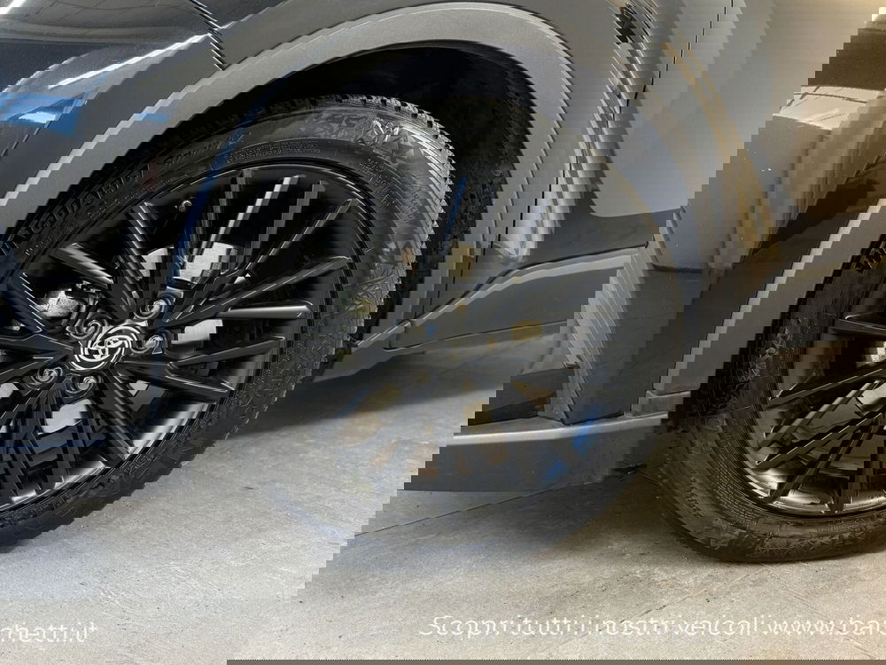 Toyota Toyota C-HR usata a Brescia (6)