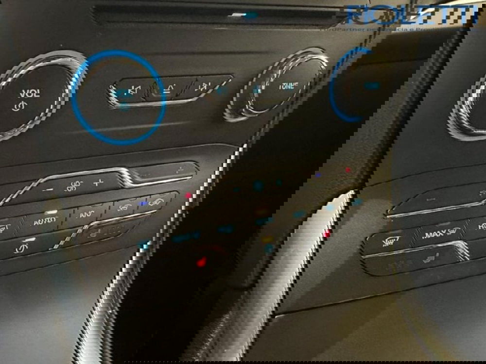 Ford Edge usata a Brescia (16)