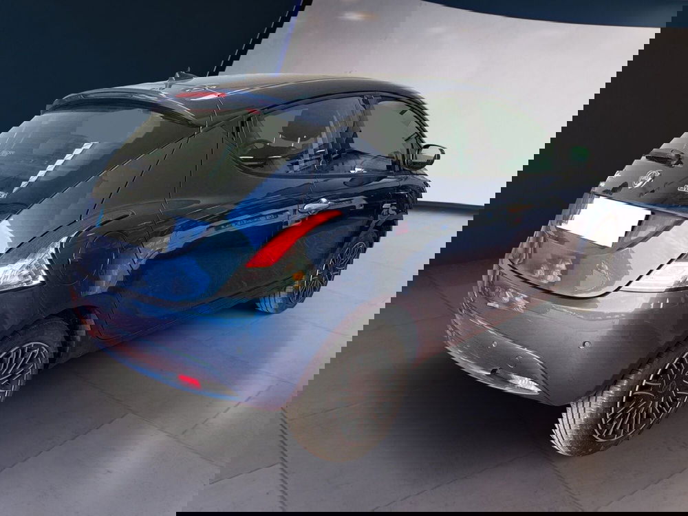 Lancia Ypsilon usata a Torino (4)