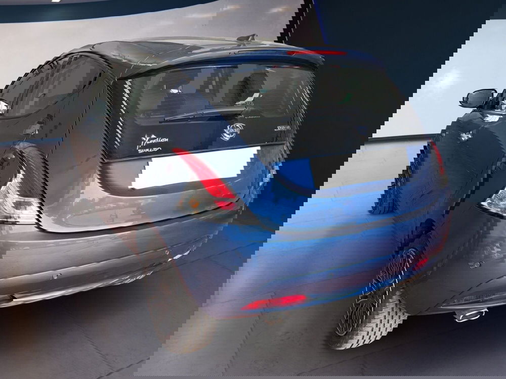 Lancia Ypsilon usata a Torino (5)