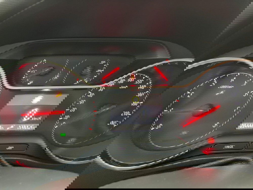 Opel Crossland X usata a Torino (13)