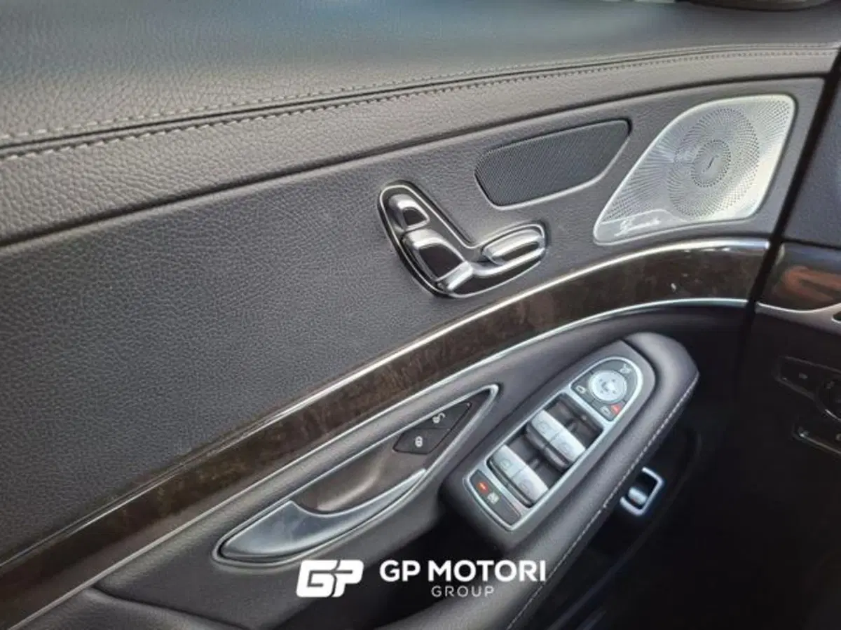 Mercedes-Benz Classe S usata a Caserta (18)
