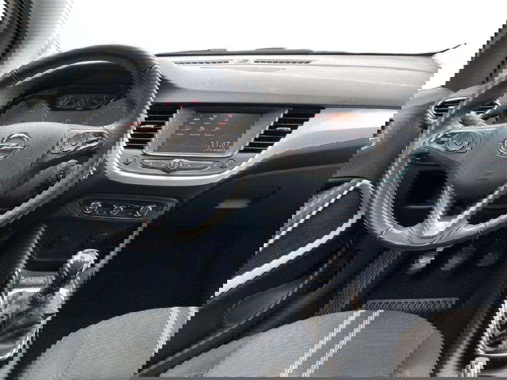 Opel Crossland X usata a Torino (10)