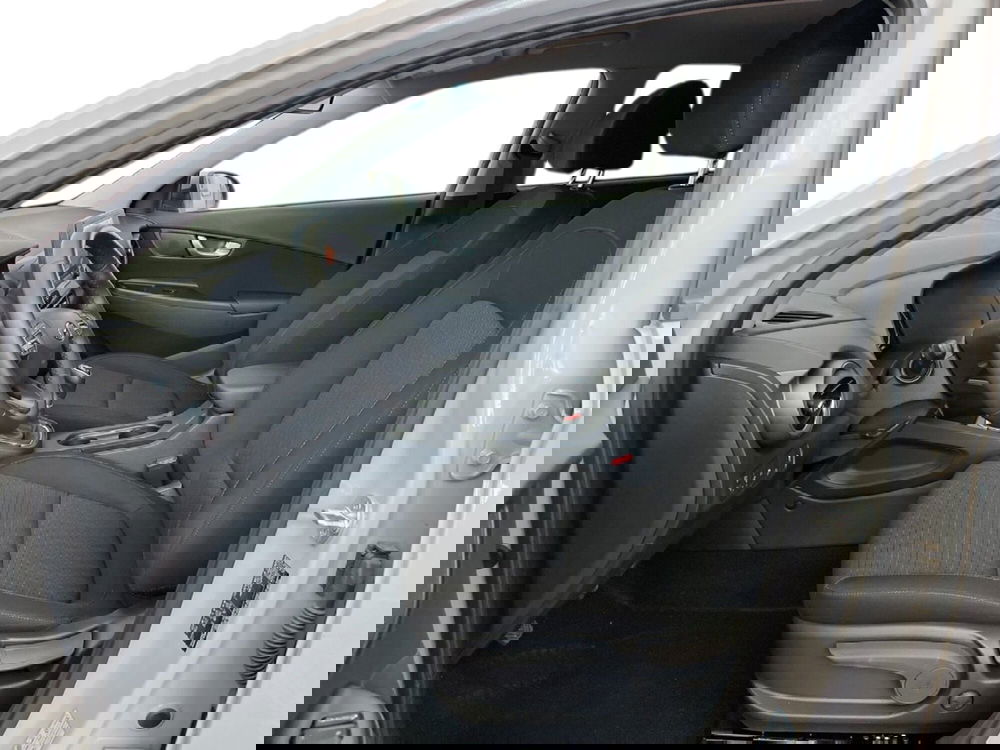 Hyundai Kona usata a Torino (8)