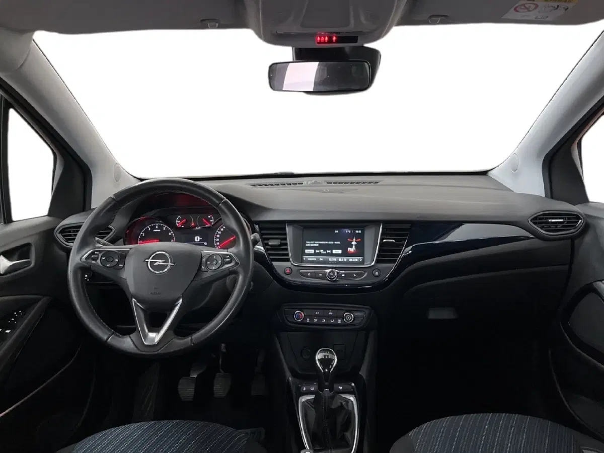 Opel Crossland X usata a Torino (11)