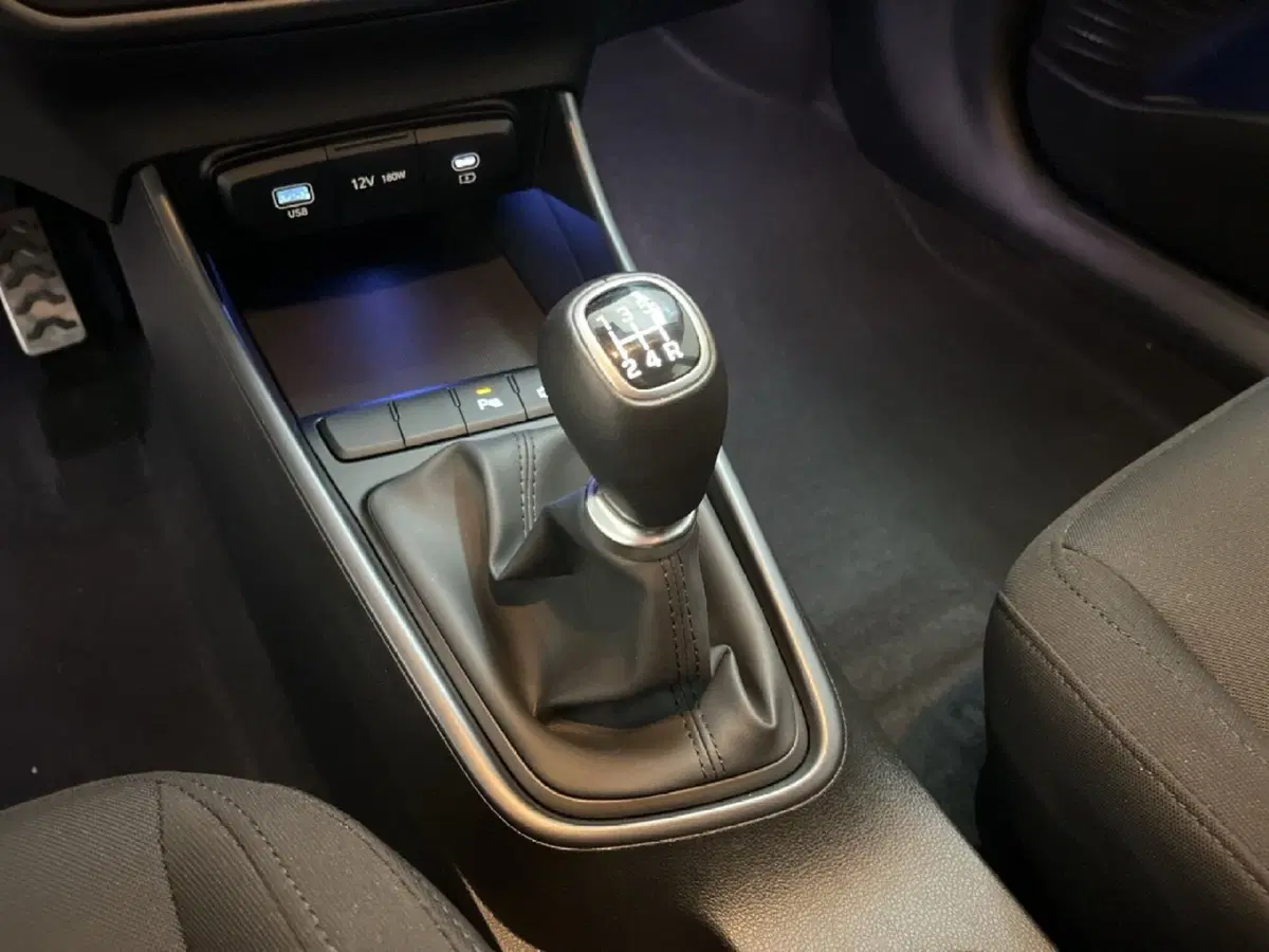 Hyundai Bayon usata a Torino (14)