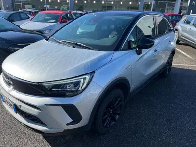 Opel Crossland 1.2 Edition s&amp;s 110cv del 2023 usata a Milano