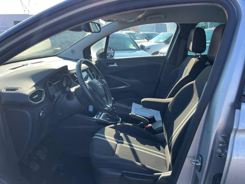 Opel Crossland usata a Milano (13)