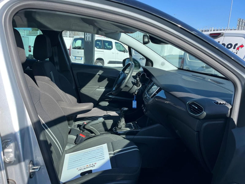 Opel Crossland usata a Milano (14)