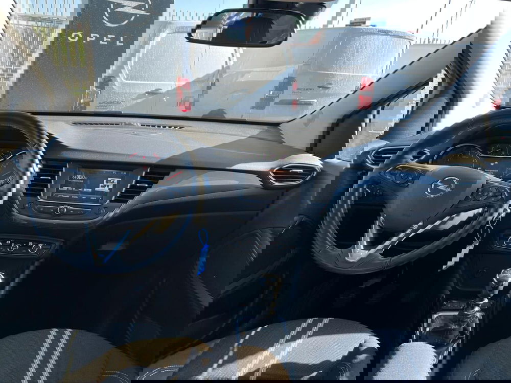 Opel Crossland usata a Milano (17)