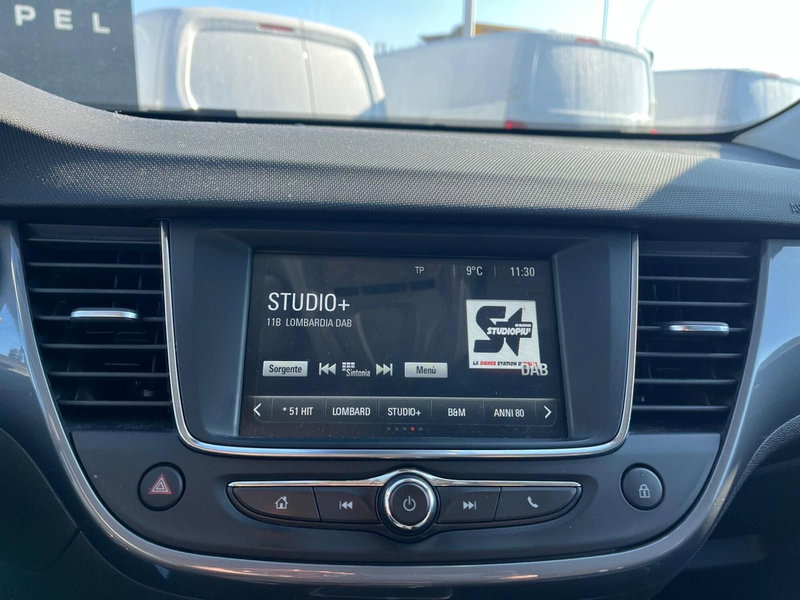 Opel Crossland usata a Milano (18)