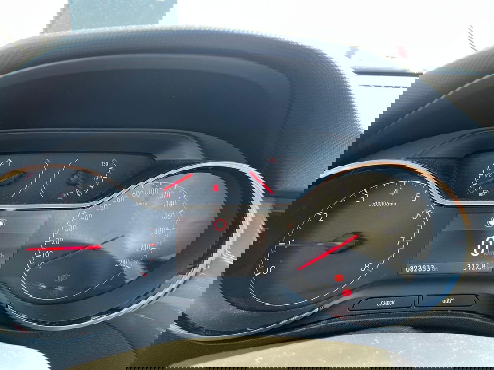 Opel Crossland usata a Milano (20)