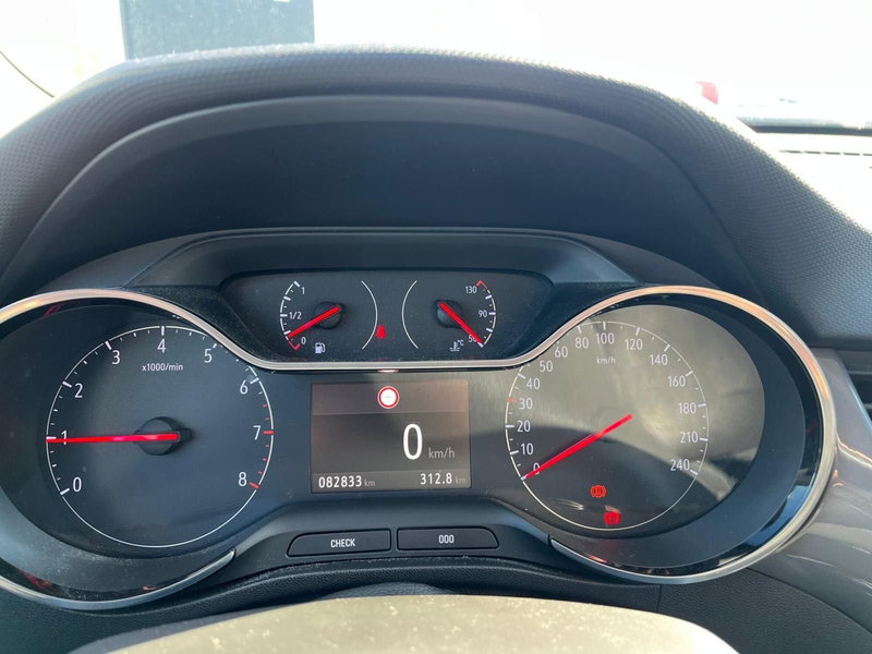 Opel Crossland usata a Milano (20)