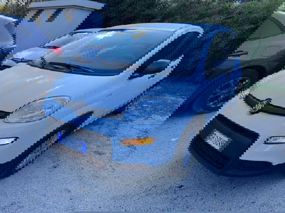 Fiat Panda Cross nuova a Milano