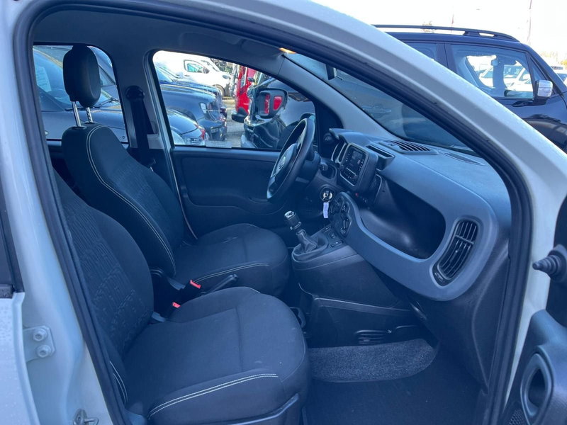 Fiat Panda Cross nuova a Milano (14)