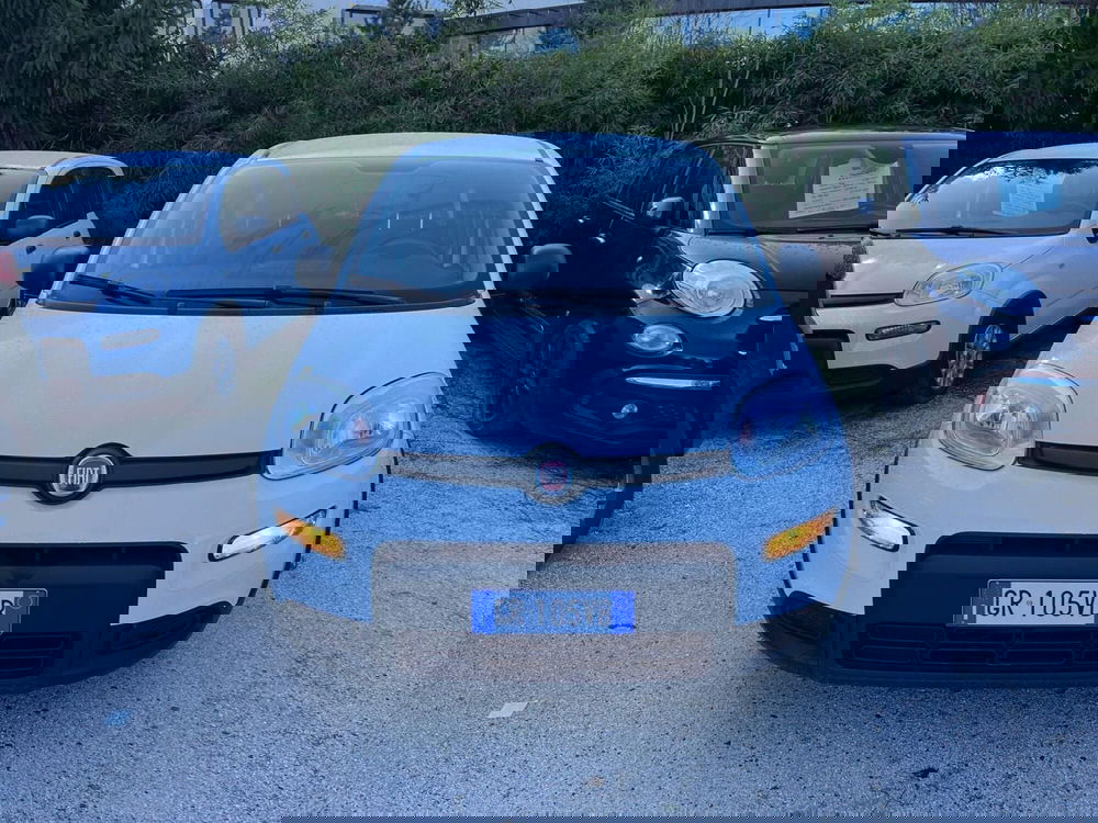 Fiat Panda Cross nuova a Milano (2)