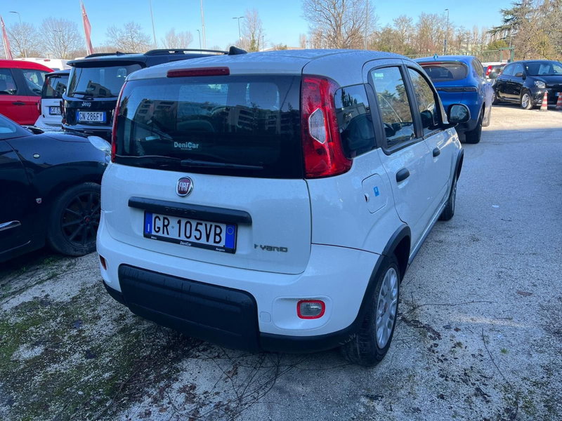 Fiat Panda Cross nuova a Milano (8)