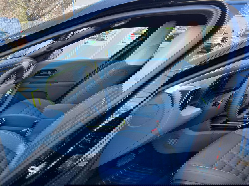 Fiat Grande Panda nuova a Milano (13)