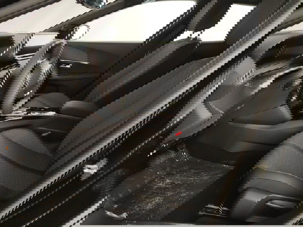 Peugeot 2008 nuova a Caserta (16)