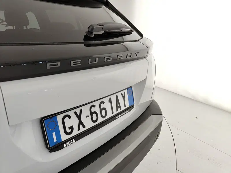 Peugeot 2008 nuova a Caserta (10)