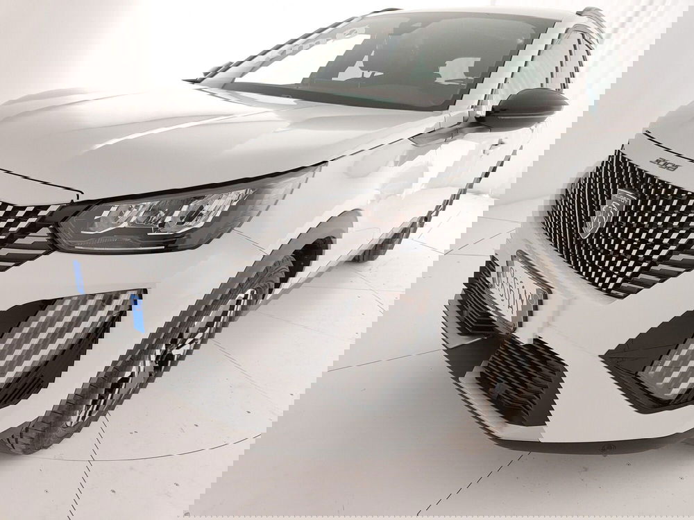 Peugeot 2008 nuova a Caserta (13)