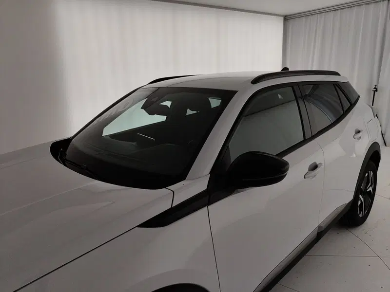 Peugeot 2008 nuova a Caserta (14)