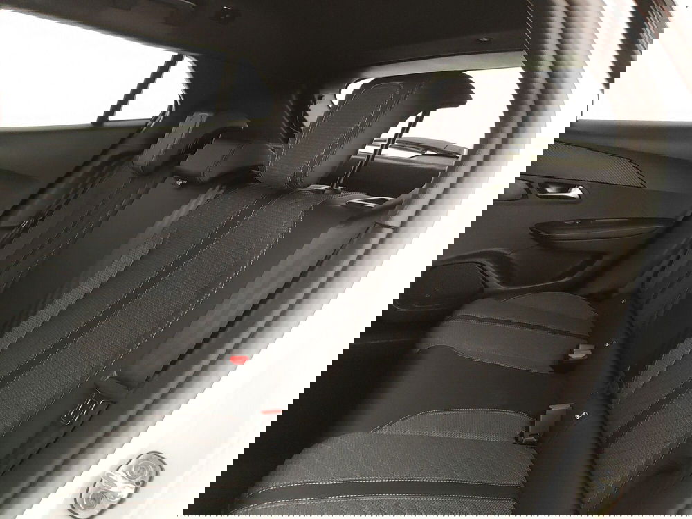 Peugeot 2008 nuova a Caserta (19)